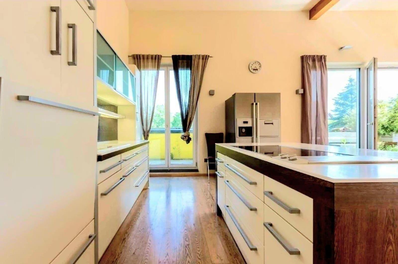 Prodej bytu 3+1 130 m², Österreich, Salzburg, Salcbursko Prodej bytu 3+1 130 m², Österreich, Salzburg, Salcbursko