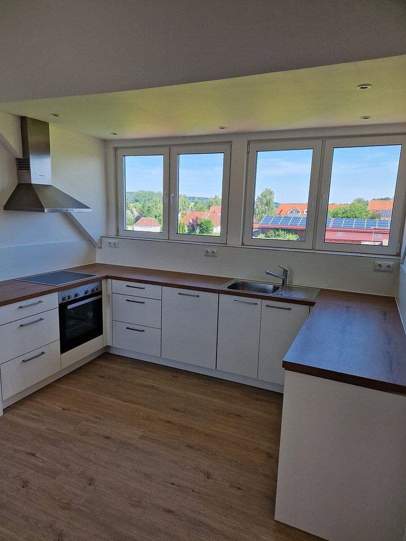 Pronájem bytu 2+1 57 m², Leutenbergstraße 2, Kammlach, Bavorsko Pronájem bytu 2+1 57 m², Leutenbergstraße 2, Kammlach, Bavorsko