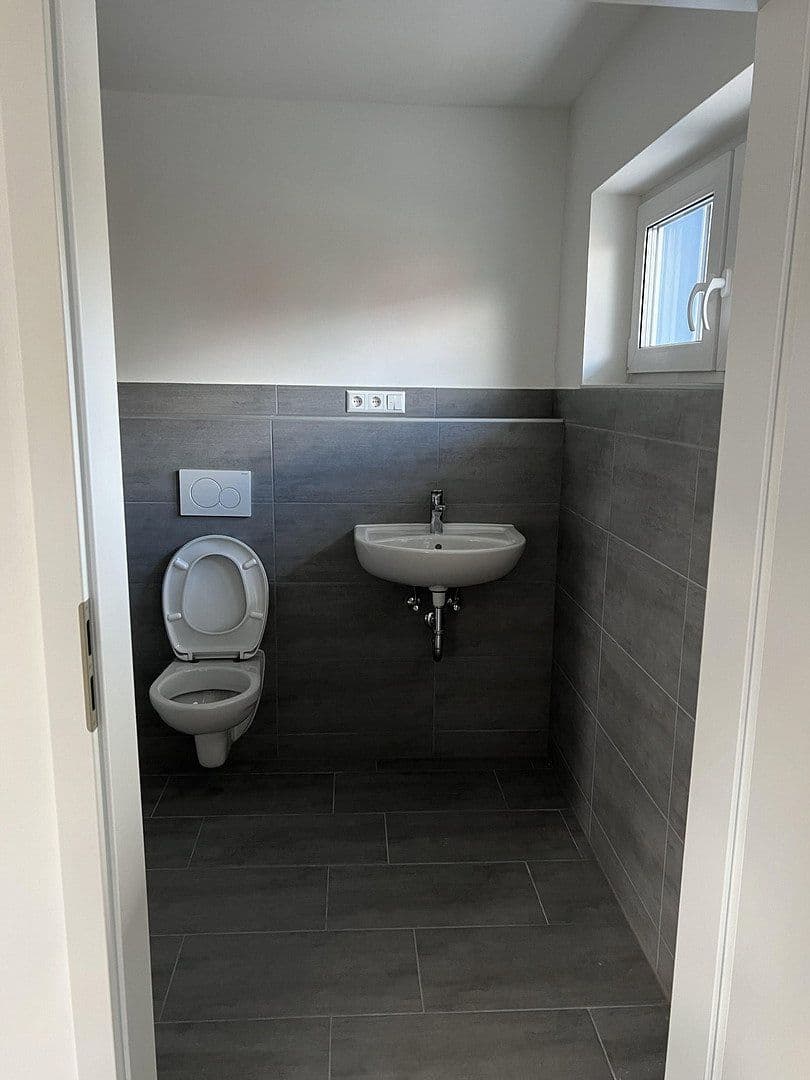 Pronájem bytu 2+1 72 m², Sonnenhalde 16, Buchen (Odenwald), Bádensko-Württembersko Pronájem bytu 2+1 72 m², Sonnenhalde 16, Buchen (Odenwald), Bádensko-Württembersko