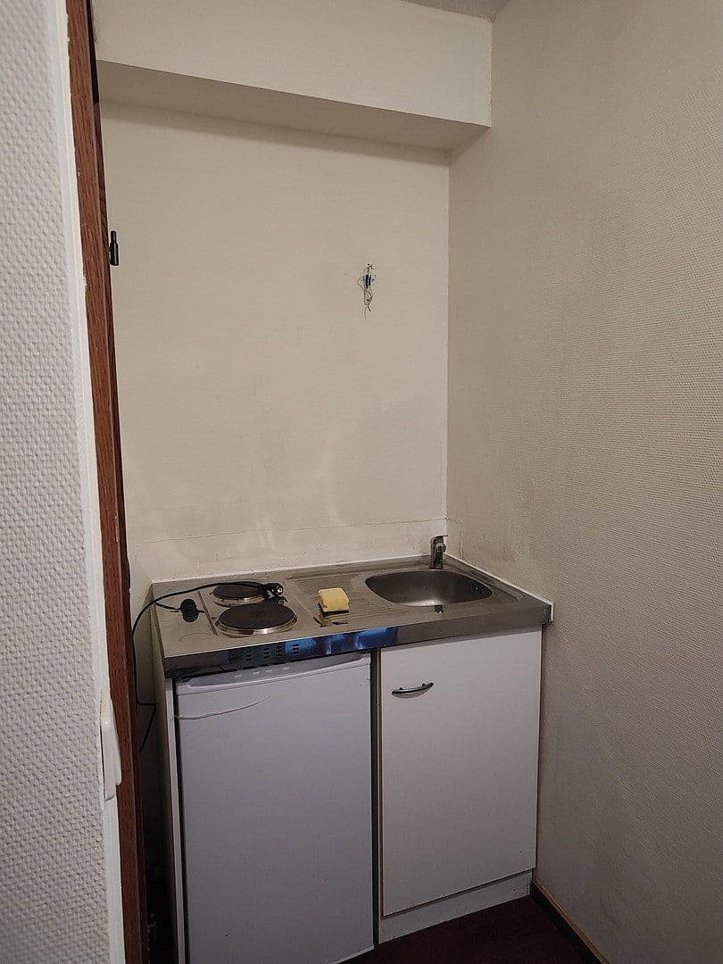 Pronájem bytu 1+1 21 m², Mannheim, Bádensko-Württembersko Pronájem bytu 1+1 21 m², Mannheim, Bádensko-Württembersko