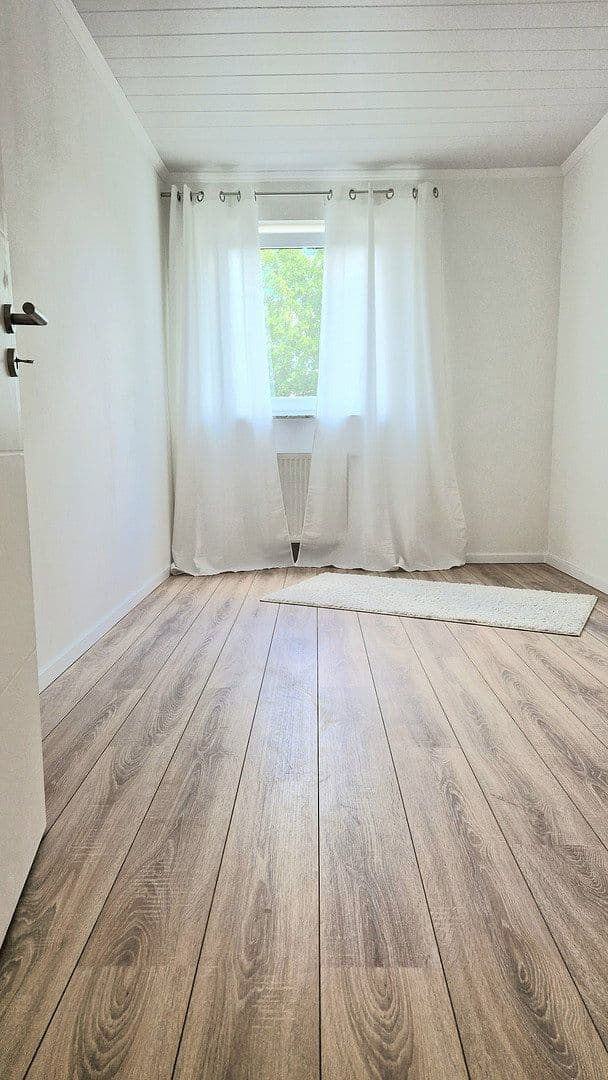 Prodej bytu 4+1 83 m², Büdesheim, Porýní-Falc Prodej bytu 4+1 83 m², Büdesheim, Porýní-Falc