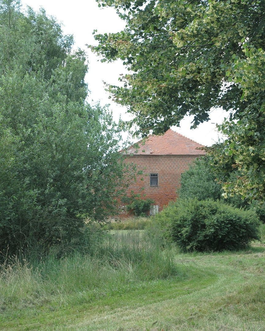 Prodej domu 1.200 m², pozemek 7.000 m², Ivenack, Mecklenburg-Vorpommern Prodej domu 1.200 m², pozemek 7.000 m², Ivenack, Mecklenburg-Vorpommern