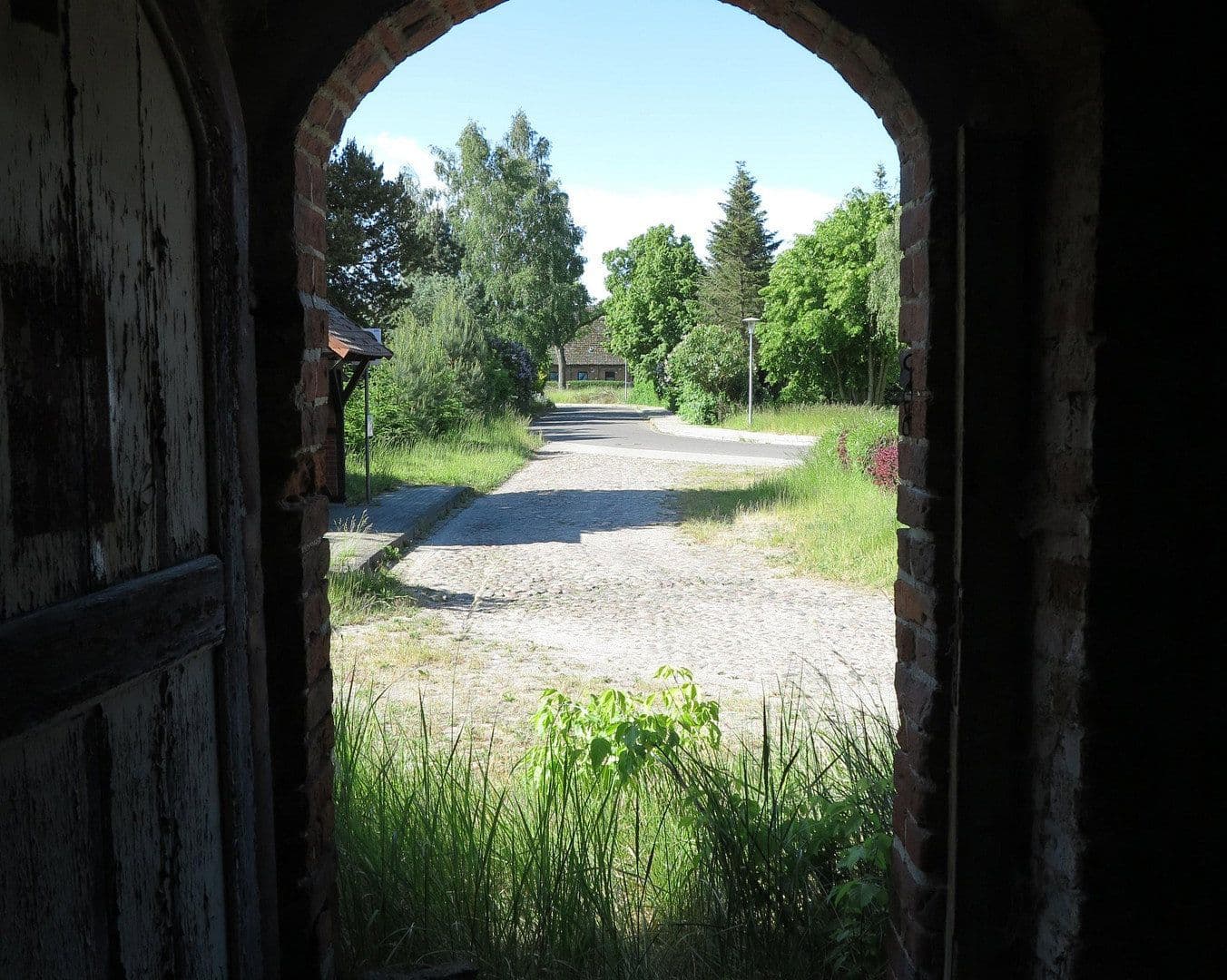 Prodej domu 1.200 m², pozemek 7.000 m², Ivenack, Mecklenburg-Vorpommern Prodej domu 1.200 m², pozemek 7.000 m², Ivenack, Mecklenburg-Vorpommern