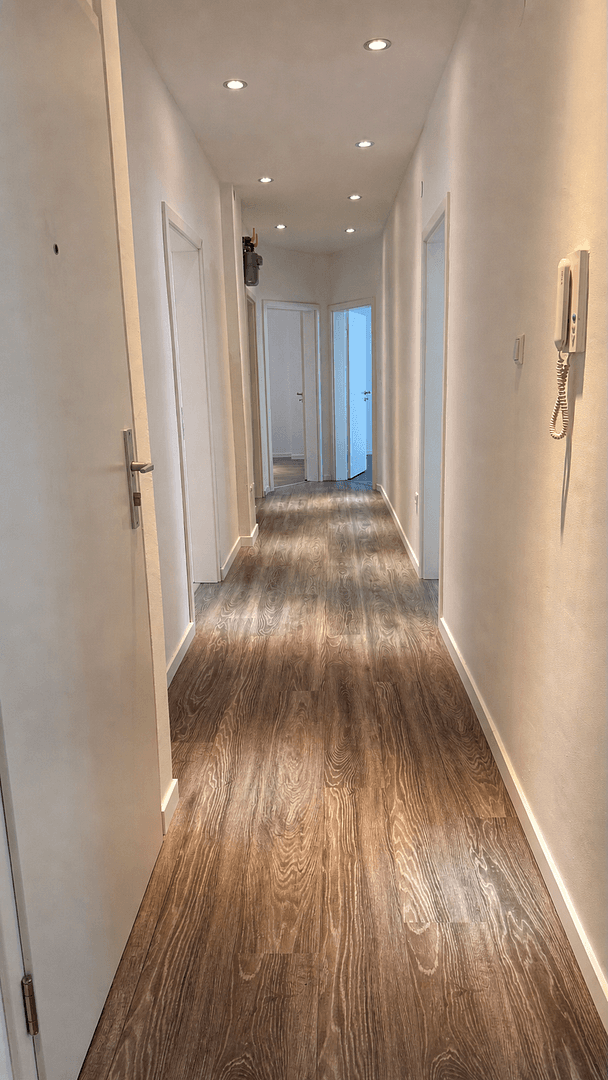 Pronájem bytu 5+1 100 m², Frankenthal, Porýní-Falc Pronájem bytu 5+1 100 m², Frankenthal, Porýní-Falc