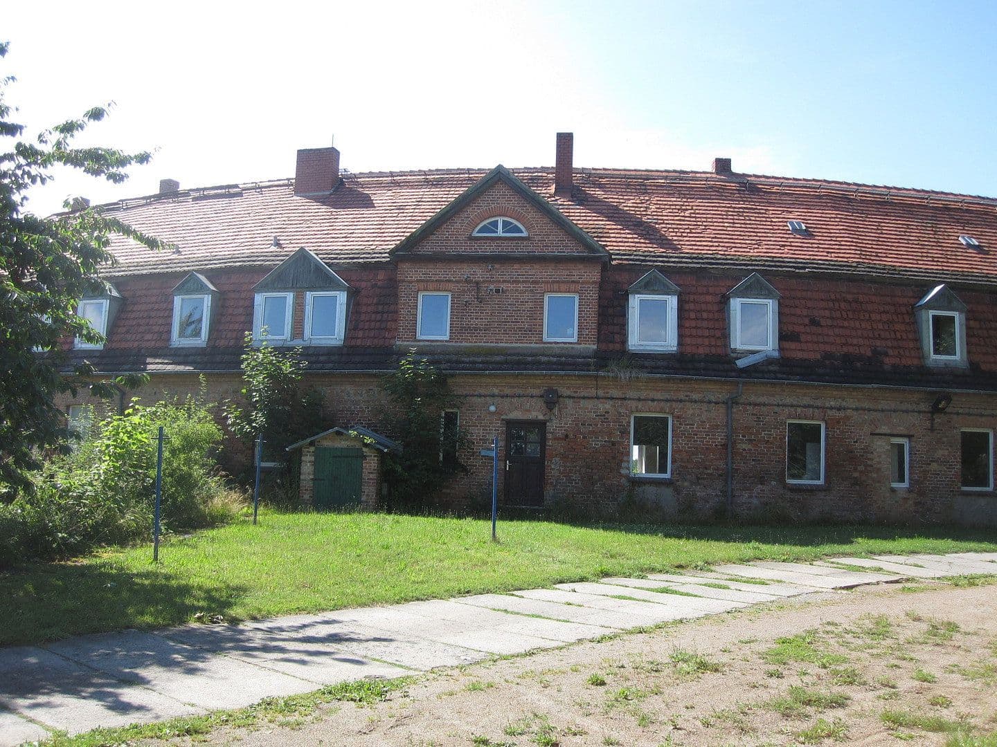 Prodej domu 3.600 m², pozemek 8.126 m², Zettemin, Mecklenburg-Vorpommern Prodej domu 3.600 m², pozemek 8.126 m², Zettemin, Mecklenburg-Vorpommern