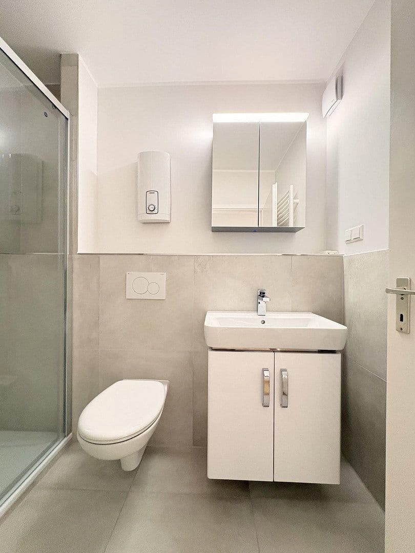Pronájem bytu 1+kk 38 m², Oberhausen, Severní Porýní-Vestfálsko Pronájem bytu 1+kk 38 m², Oberhausen, Severní Porýní-Vestfálsko