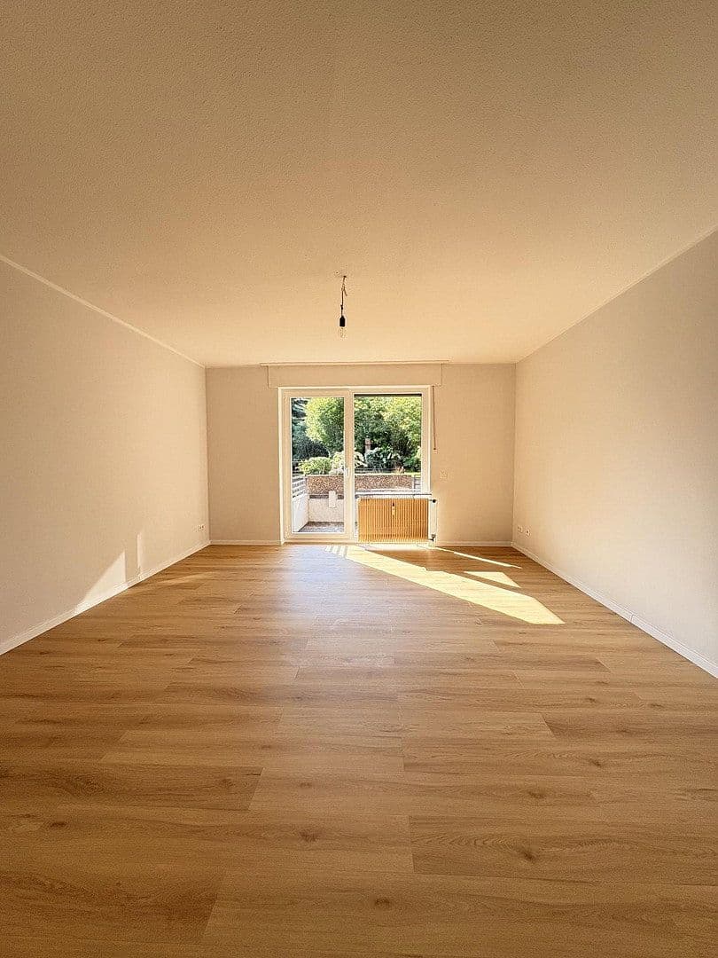 Pronájem bytu 1+kk 38 m², Oberhausen, Severní Porýní-Vestfálsko Pronájem bytu 1+kk 38 m², Oberhausen, Severní Porýní-Vestfálsko