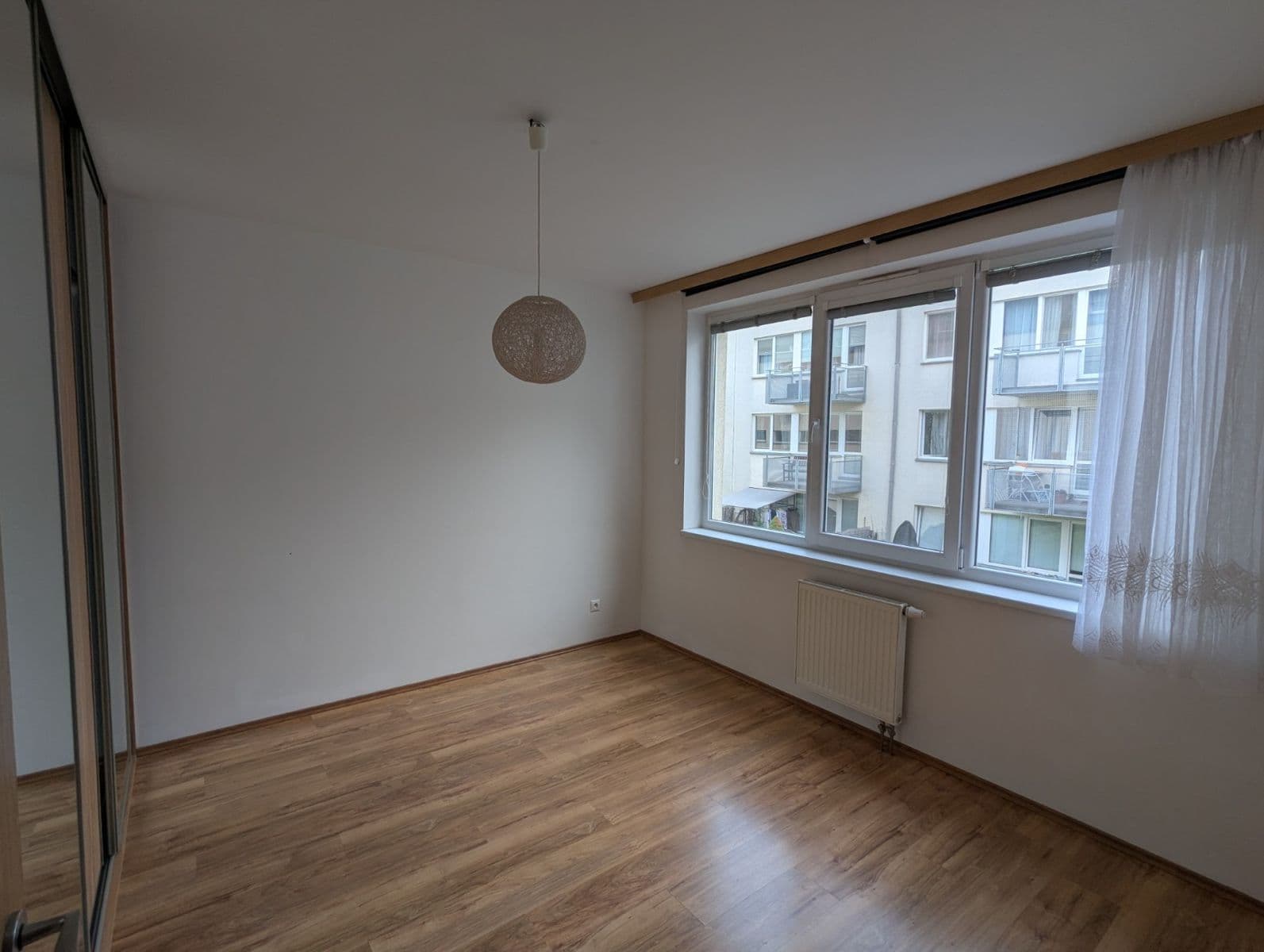 Pronájem bytu 2+kk 57 m², U Hostavického potoka, Praha, Praha Pronájem bytu 2+kk 57 m², U Hostavického potoka, Praha, Praha