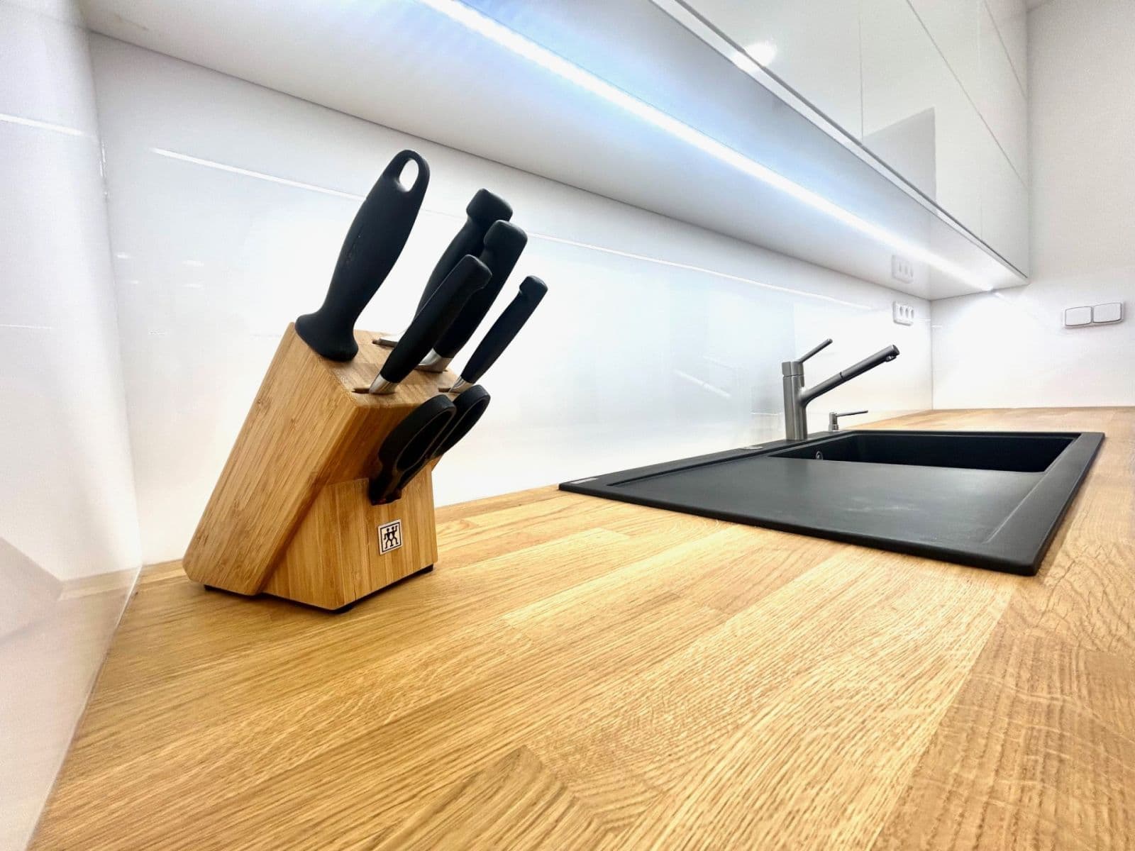 Prodej bytu 3+kk 70 m², Rezlerova, Praha, Praha Prodej bytu 3+kk 70 m², Rezlerova, Praha, Praha