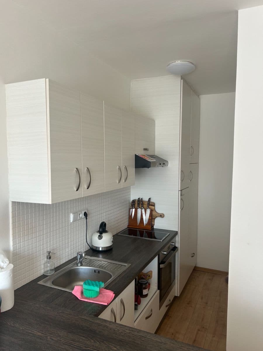 Pronájem bytu 2+kk 38 m², Na Volánové, Praha, Praha Pronájem bytu 2+kk 38 m², Na Volánové, Praha, Praha