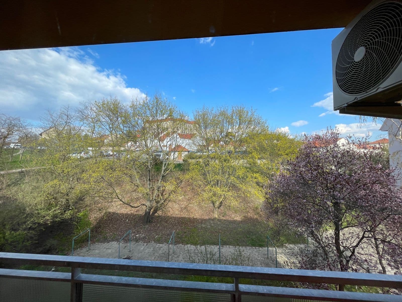 Pronájem bytu 2+1 52 m², Pod Strání, Mikulov, Jihomoravský kraj Pronájem bytu 2+1 52 m², Pod Strání, Mikulov, Jihomoravský kraj