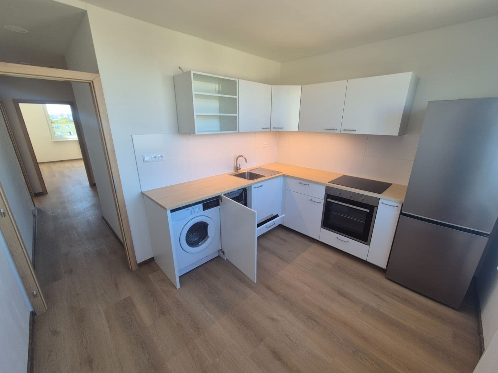 Pronájem bytu 2+1 60 m², Zdislavická, Praha, Praha Pronájem bytu 2+1 60 m², Zdislavická, Praha, Praha