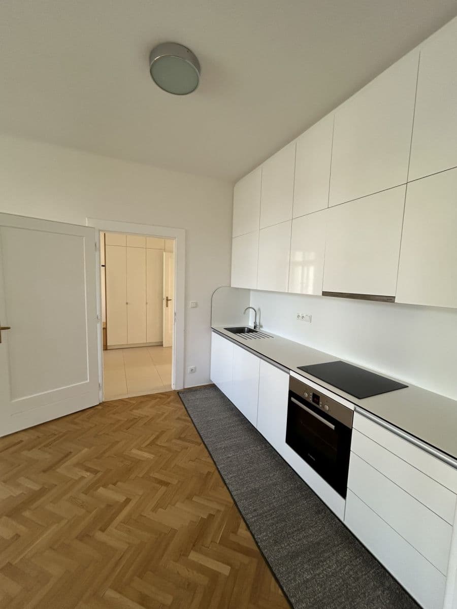 Pronájem bytu 2+1 69 m², Kostelní, Praha, Praha Pronájem bytu 2+1 69 m², Kostelní, Praha, Praha