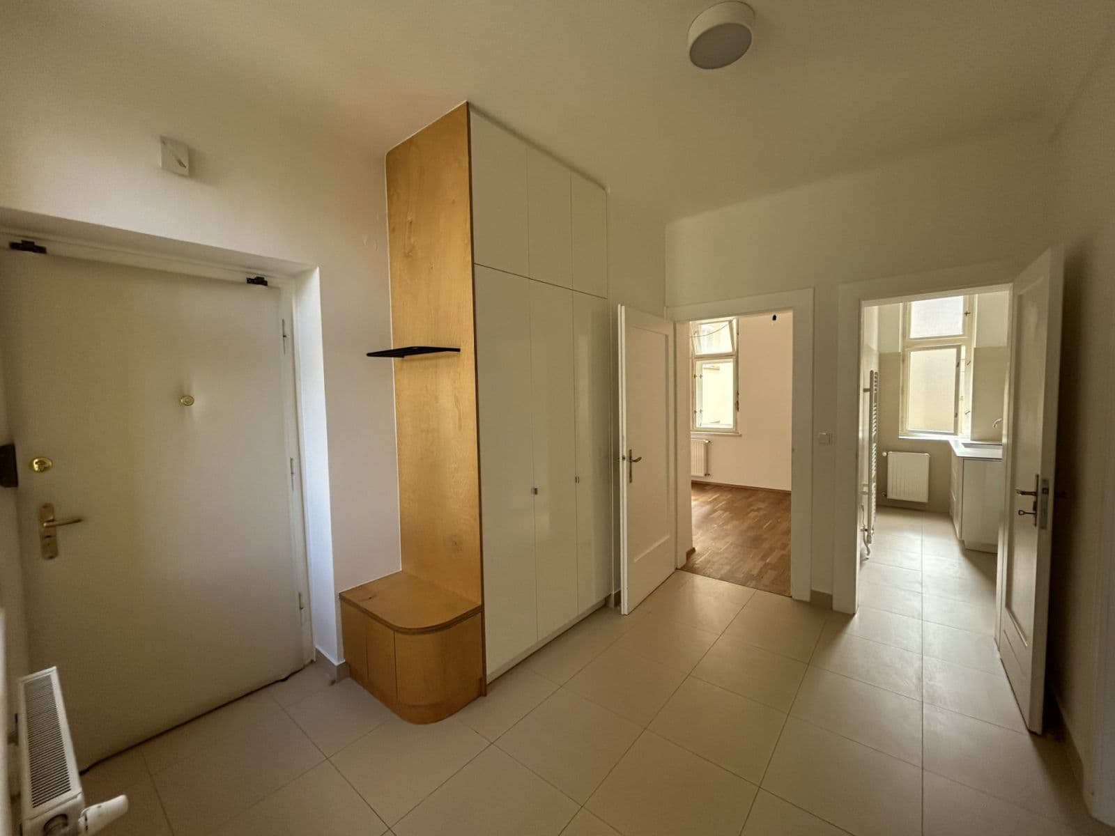 Pronájem bytu 2+1 69 m², Kostelní, Praha, Praha Pronájem bytu 2+1 69 m², Kostelní, Praha, Praha