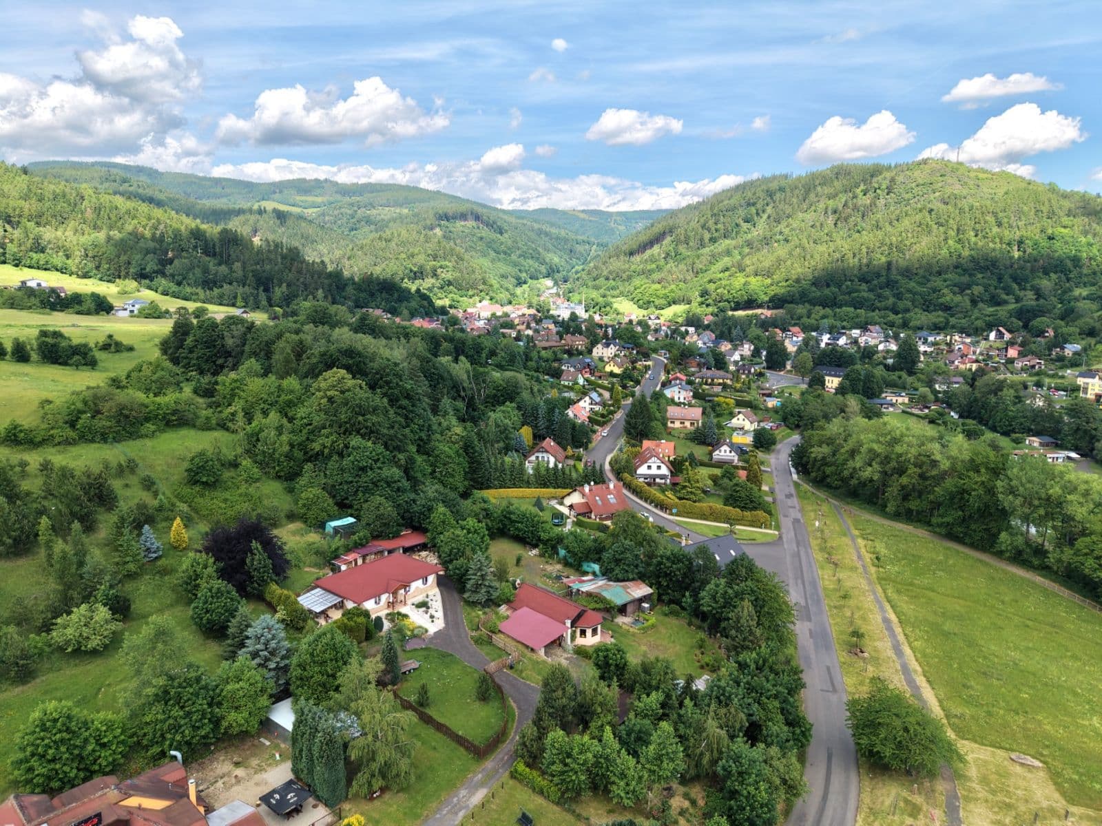 Prodej domu 110 m², pozemek 3.996 m², Karlovarská, Perštejn, Ústecký kraj Prodej domu 110 m², pozemek 3.996 m², Karlovarská, Perštejn, Ústecký kraj