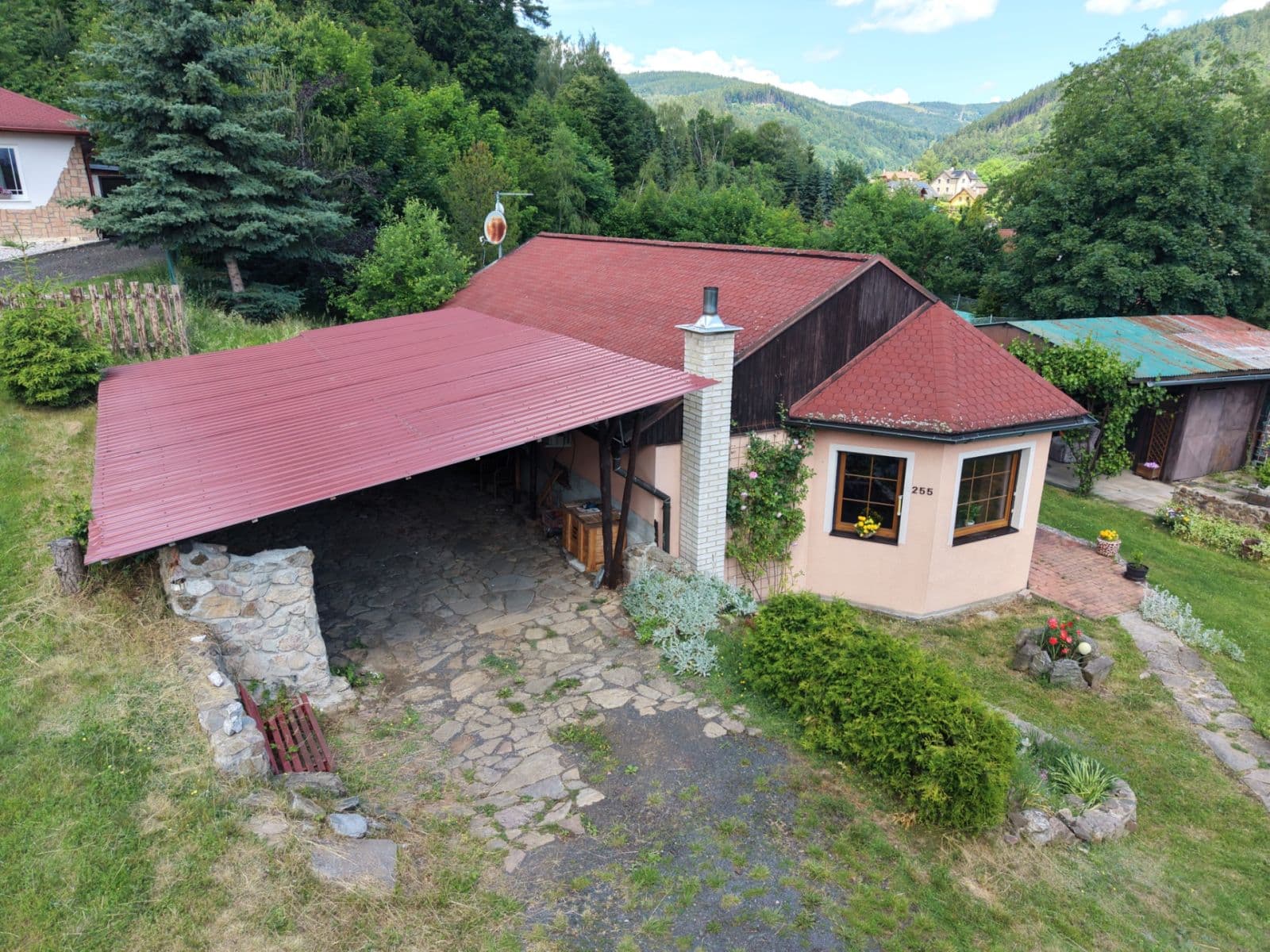 Prodej domu 110 m², pozemek 3.996 m², Karlovarská, Perštejn, Ústecký kraj Prodej domu 110 m², pozemek 3.996 m², Karlovarská, Perštejn, Ústecký kraj