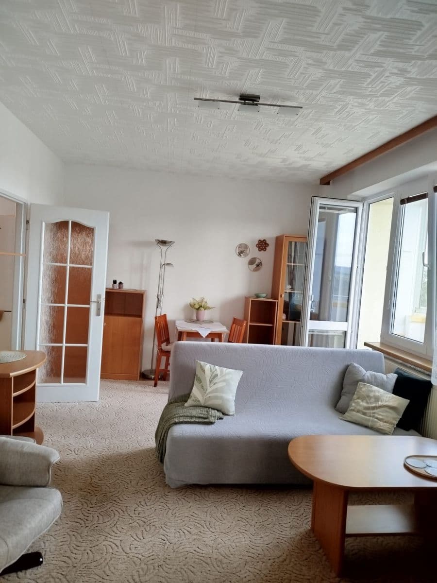 Pronájem bytu 2+1 56 m², Dělnické nám., Třebíč, Kraj Vysočina Pronájem bytu 2+1 56 m², Dělnické nám., Třebíč, Kraj Vysočina