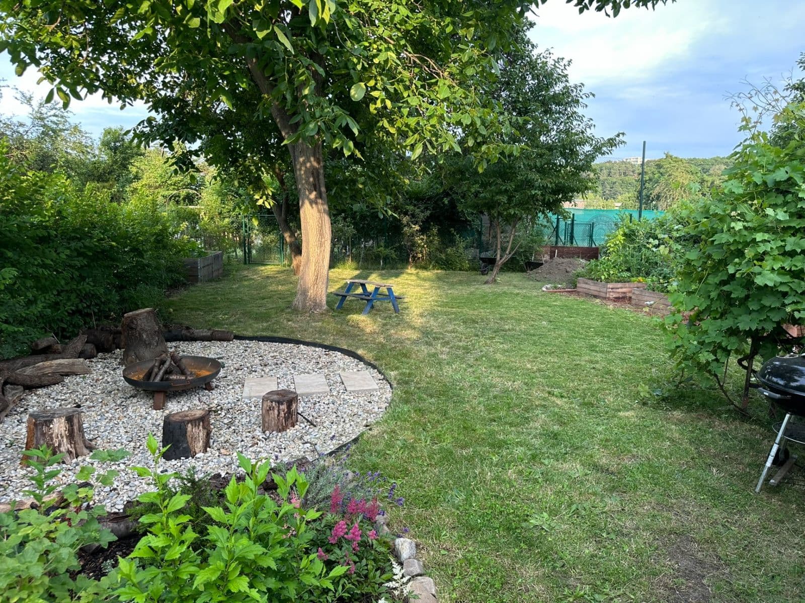 Prodej chaty, chalupy 25 m², pozemek 270 m², Pod Plynojemem, Praha, Praha Prodej chaty, chalupy 25 m², pozemek 270 m², Pod Plynojemem, Praha, Praha