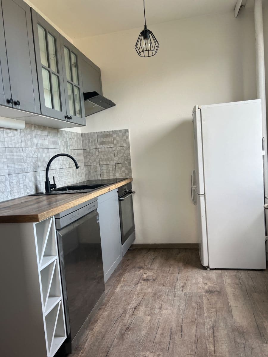 Pronájem bytu 2+1 60 m², Údolní, Praha, Praha Pronájem bytu 2+1 60 m², Údolní, Praha, Praha