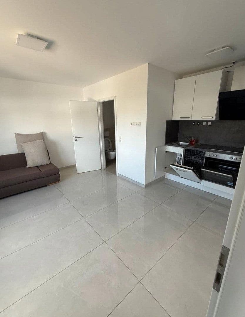 Pronájem bytu 1+1 22 m², Ponsstraße 57, Mörfelden-Walldorf, Hessen Pronájem bytu 1+1 22 m², Ponsstraße 57, Mörfelden-Walldorf, Hessen