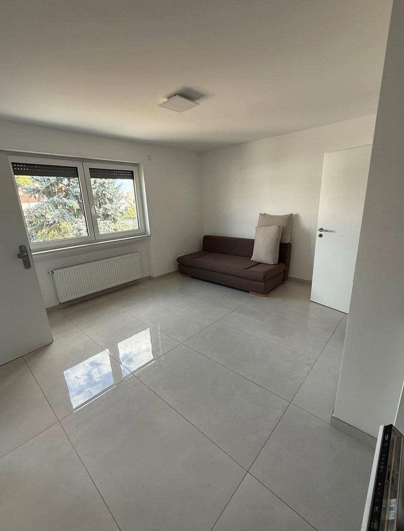 Pronájem bytu 1+1 22 m², Ponsstraße 57, Mörfelden-Walldorf, Hessen Pronájem bytu 1+1 22 m², Ponsstraße 57, Mörfelden-Walldorf, Hessen