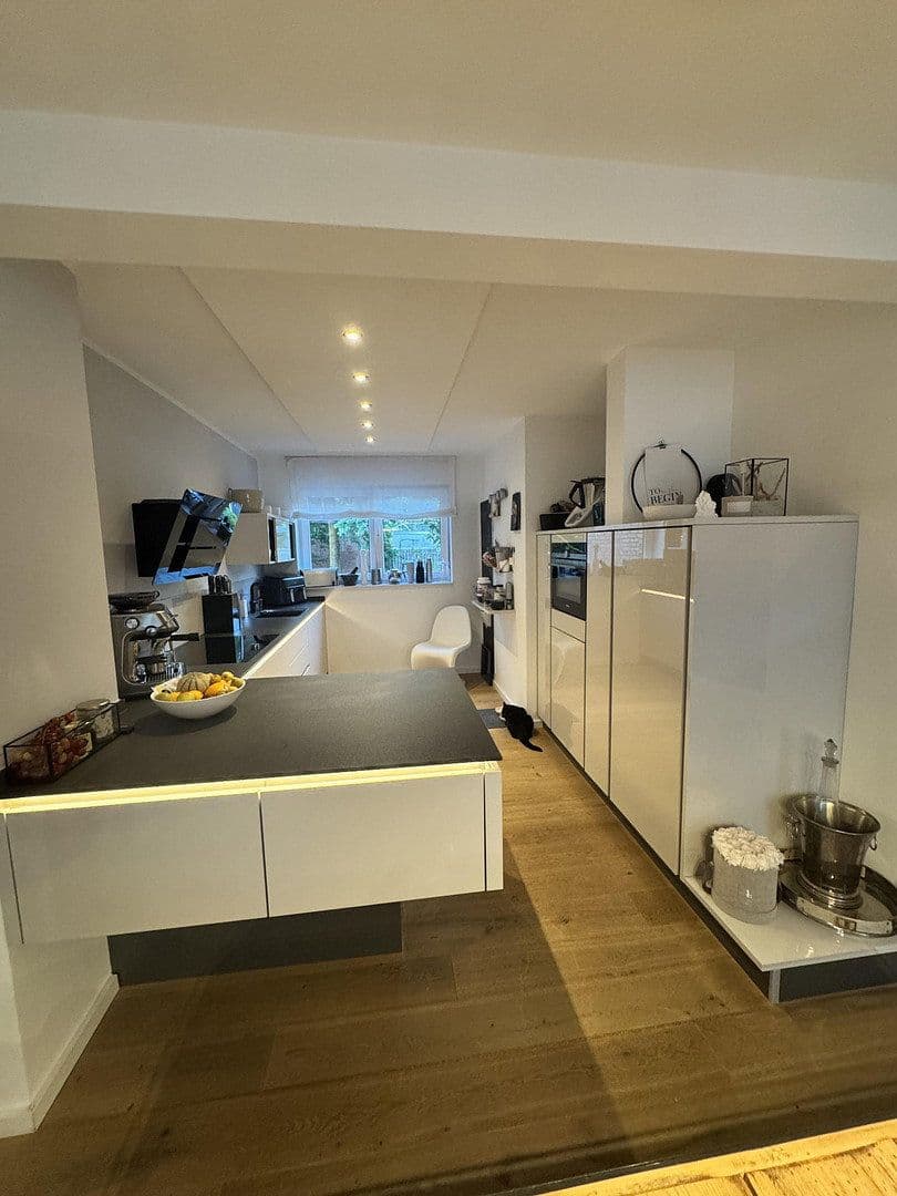 Prodej domu 138 m², pozemek 207 m², Münster, Severní Porýní-Vestfálsko Prodej domu 138 m², pozemek 207 m², Münster, Severní Porýní-Vestfálsko