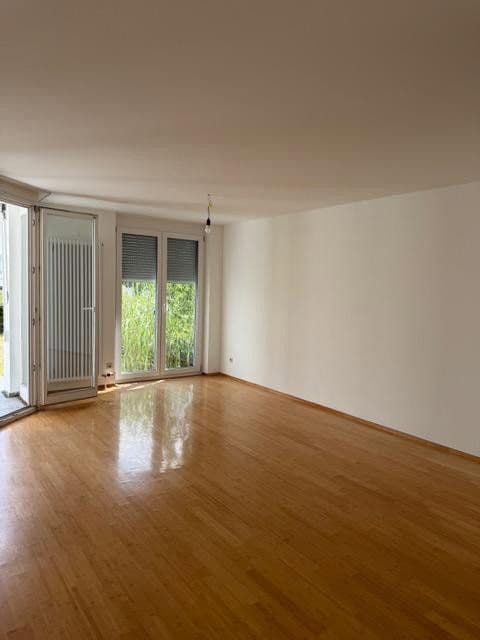 Pronájem bytu 3+1 84 m², Edith-Stein-Weg 3, Biberach an der Riß, Bádensko-Württembersko Pronájem bytu 3+1 84 m², Edith-Stein-Weg 3, Biberach an der Riß, Bádensko-Württembersko