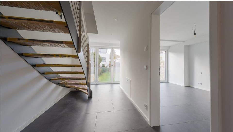 Pronájem domu 128 m², pozemek 187 m², Bad Soden am Taunus, Hessen Pronájem domu 128 m², pozemek 187 m², Bad Soden am Taunus, Hessen