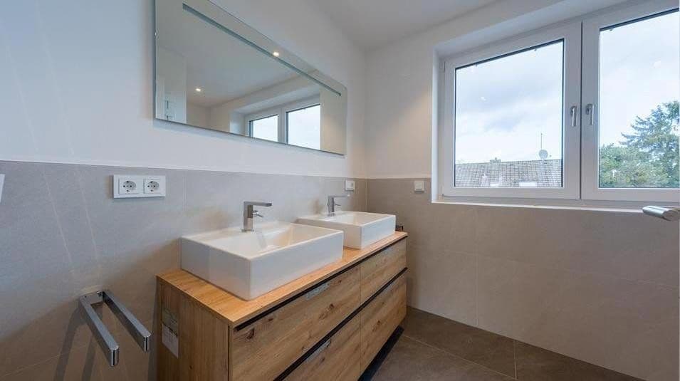 Pronájem domu 128 m², pozemek 187 m², Bad Soden am Taunus, Hessen Pronájem domu 128 m², pozemek 187 m², Bad Soden am Taunus, Hessen