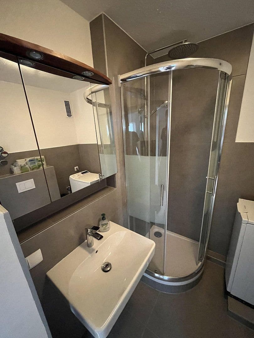 Pronájem bytu 1+1 36 m², Roritzerstraße 37, Nürnberg, Bavorsko Pronájem bytu 1+1 36 m², Roritzerstraße 37, Nürnberg, Bavorsko