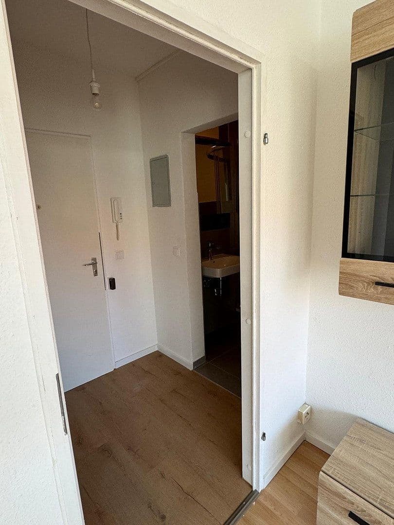 Pronájem bytu 1+1 36 m², Roritzerstraße 37, Nürnberg, Bavorsko Pronájem bytu 1+1 36 m², Roritzerstraße 37, Nürnberg, Bavorsko