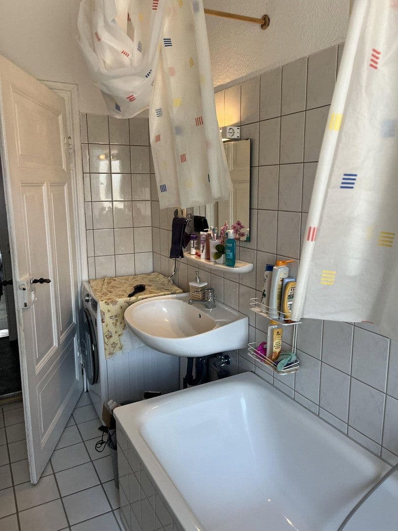 Pronájem bytu 3+1 65 m², Marktstraße 1, Wolfsburg, Dolní Sasko Pronájem bytu 3+1 65 m², Marktstraße 1, Wolfsburg, Dolní Sasko