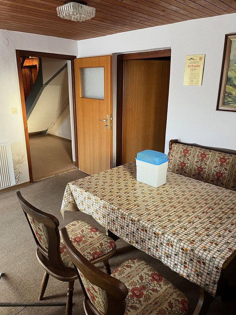 Prodej domu 120 m², pozemek 824 m², Lauterstein, Bádensko-Württembersko Prodej domu 120 m², pozemek 824 m², Lauterstein, Bádensko-Württembersko