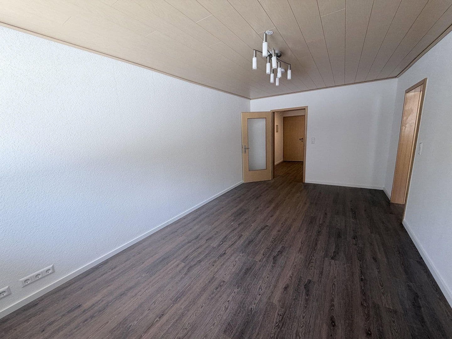 Pronájem bytu 2+1 58 m², Heidenheim an der Brenz, Bádensko-Württembersko Pronájem bytu 2+1 58 m², Heidenheim an der Brenz, Bádensko-Württembersko