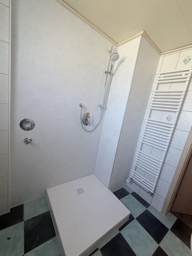 Pronájem bytu 2+1 58 m², Heidenheim an der Brenz, Bádensko-Württembersko Pronájem bytu 2+1 58 m², Heidenheim an der Brenz, Bádensko-Württembersko