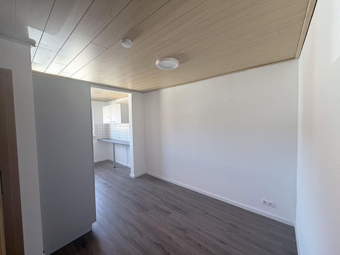 Pronájem bytu 2+1 58 m², Heidenheim an der Brenz, Bádensko-Württembersko Pronájem bytu 2+1 58 m², Heidenheim an der Brenz, Bádensko-Württembersko