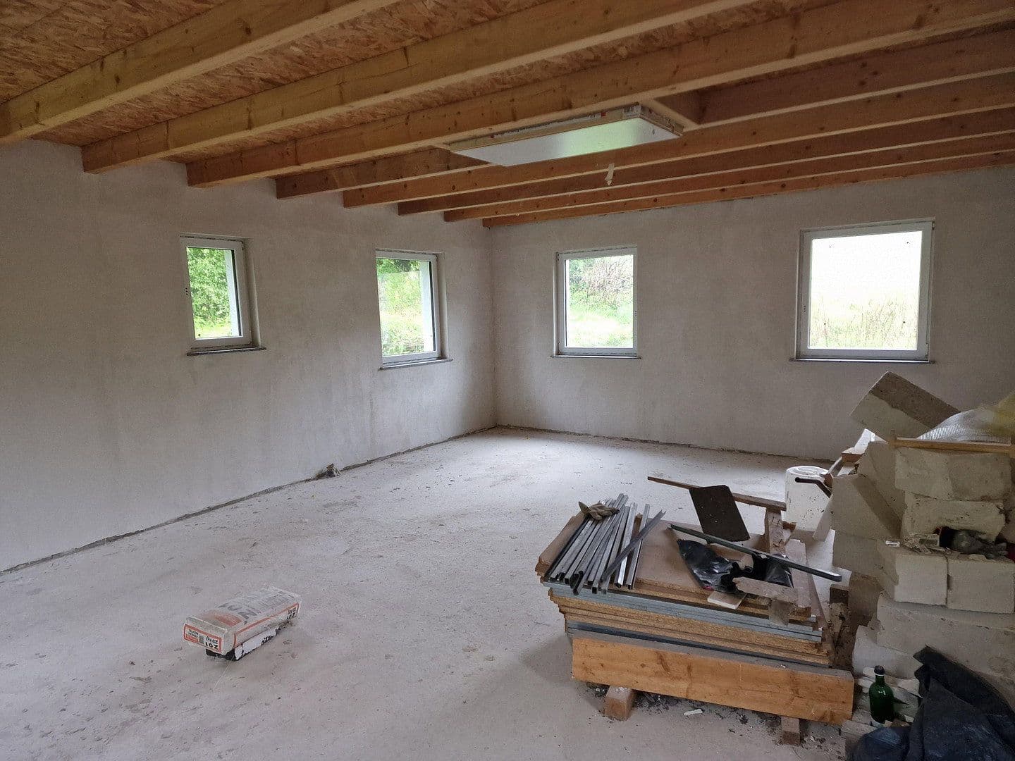 Prodej domu 80 m², pozemek 8.225 m², Hiddenhausen, Severní Porýní-Vestfálsko Prodej domu 80 m², pozemek 8.225 m², Hiddenhausen, Severní Porýní-Vestfálsko