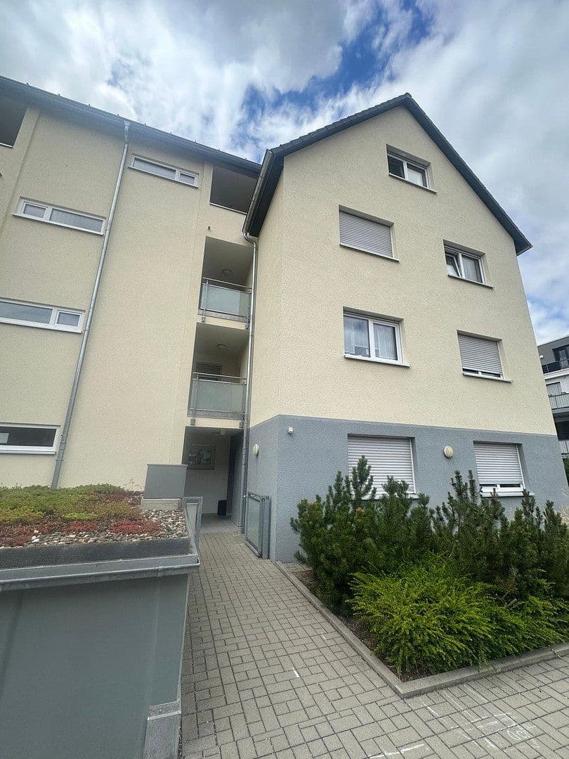 Prodej bytu 3+1 82 m², Stein, Bavorsko Prodej bytu 3+1 82 m², Stein, Bavorsko