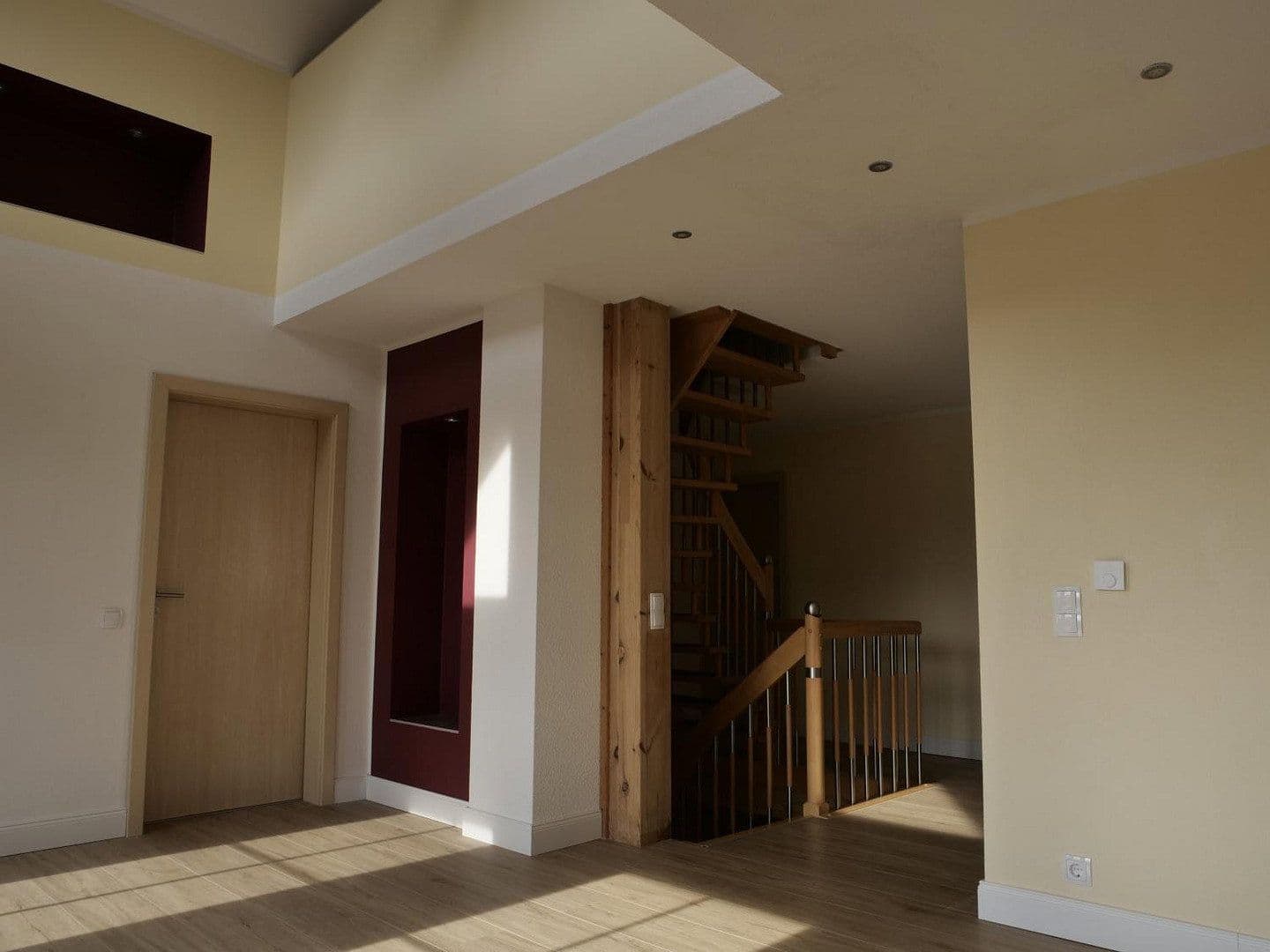 Prodej domu 196 m², pozemek 422 m², Waldbröl, Severní Porýní-Vestfálsko Prodej domu 196 m², pozemek 422 m², Waldbröl, Severní Porýní-Vestfálsko