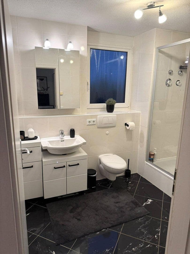 Pronájem bytu 2+1 60 m², Schleiermacherstraße 43b, Augsburg, Bavorsko Pronájem bytu 2+1 60 m², Schleiermacherstraße 43b, Augsburg, Bavorsko