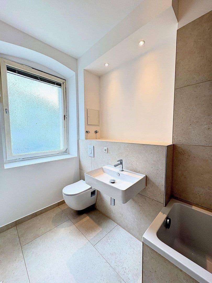 Prodej bytu 2+1 57 m², Berlin, Berlín Prodej bytu 2+1 57 m², Berlin, Berlín