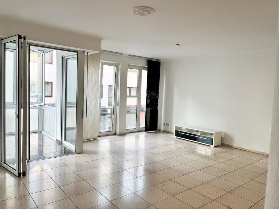 Pronájem bytu 1+1 57 m², Steinerstrasse 3, Bonn-Beuel, Severní Porýní-Vestfálsko Pronájem bytu 1+1 57 m², Steinerstrasse 3, Bonn-Beuel, Severní Porýní-Vestfálsko