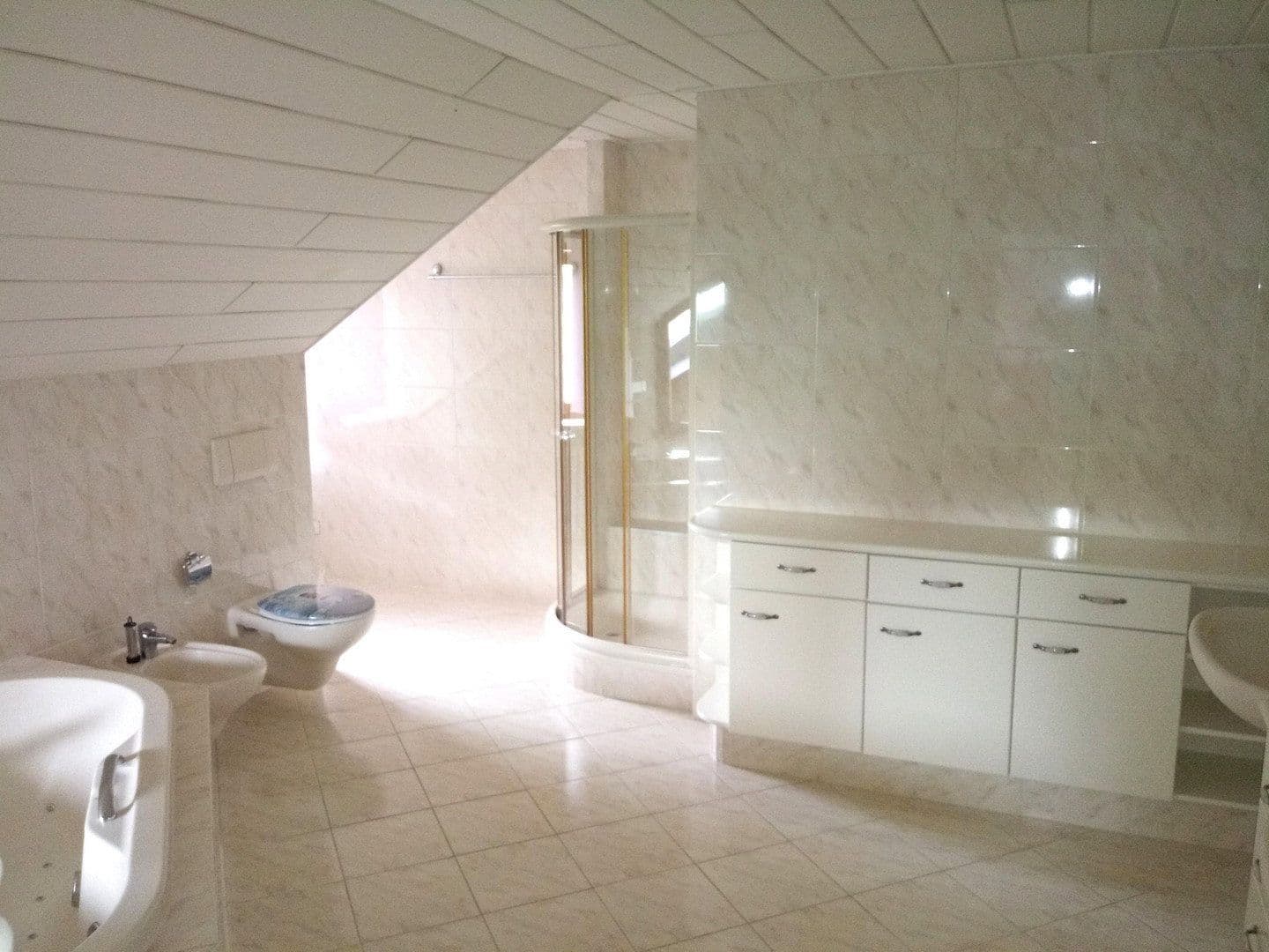 Prodej bytu 3+1 124 m², Gestratz, Bavorsko Prodej bytu 3+1 124 m², Gestratz, Bavorsko