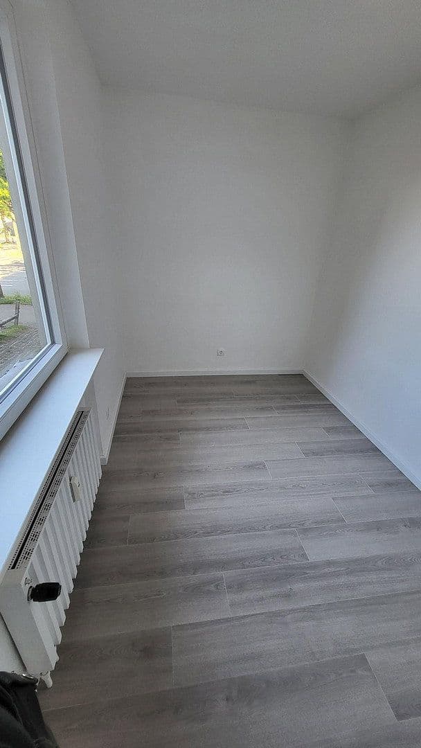 Prodej bytu 4+1 89 m², Elmshorner Straße 15, Pinneberg, Šlesvicko-Holštýnsko Prodej bytu 4+1 89 m², Elmshorner Straße 15, Pinneberg, Šlesvicko-Holštýnsko