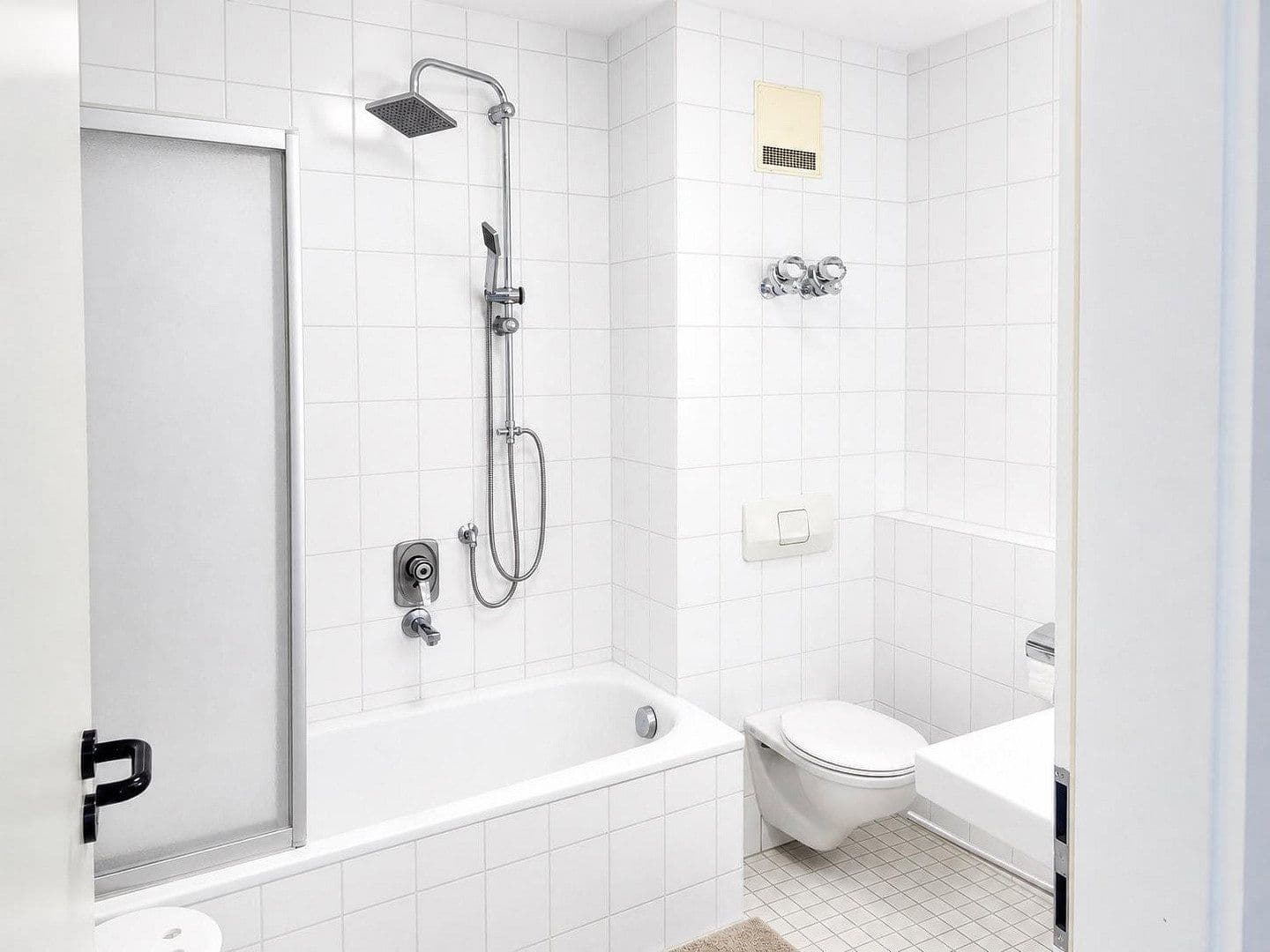 Pronájem bytu 1+kk 34 m², Weberstr. 15/1, Salach, Bádensko-Württembersko Pronájem bytu 1+kk 34 m², Weberstr. 15/1, Salach, Bádensko-Württembersko