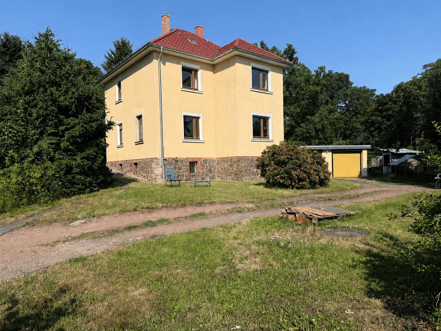 Prodej domu 145 m², pozemek 2.040 m², Radebeul, Sasko Prodej domu 145 m², pozemek 2.040 m², Radebeul, Sasko
