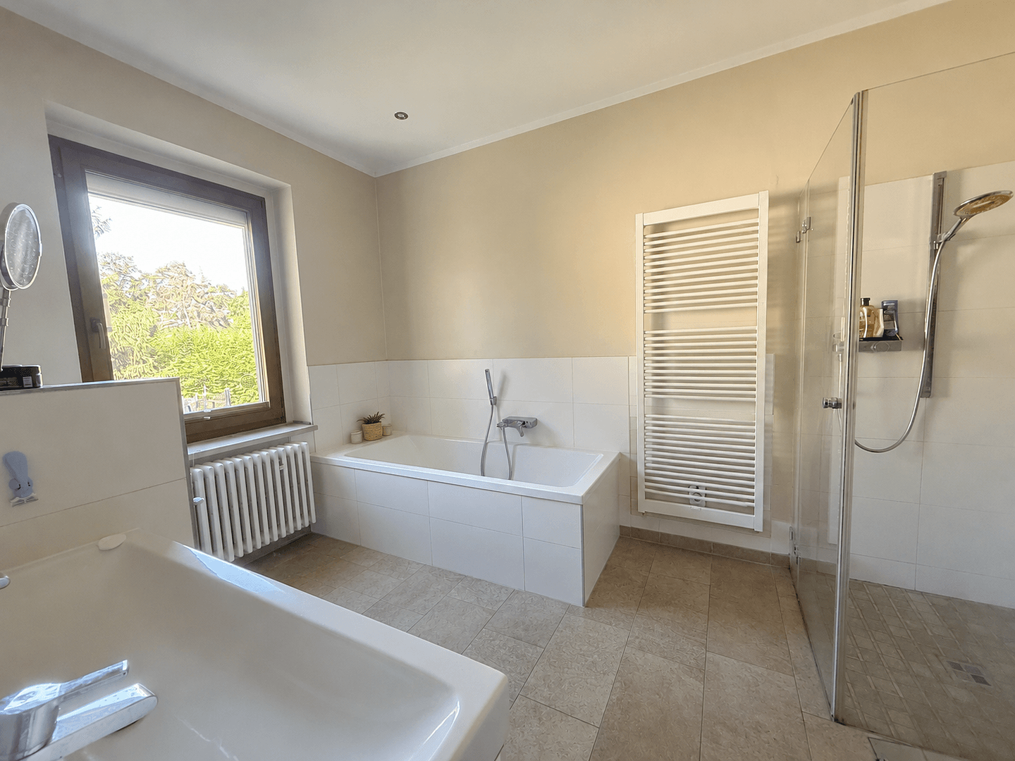 Prodej domu 145 m², pozemek 2.040 m², Radebeul, Sasko Prodej domu 145 m², pozemek 2.040 m², Radebeul, Sasko