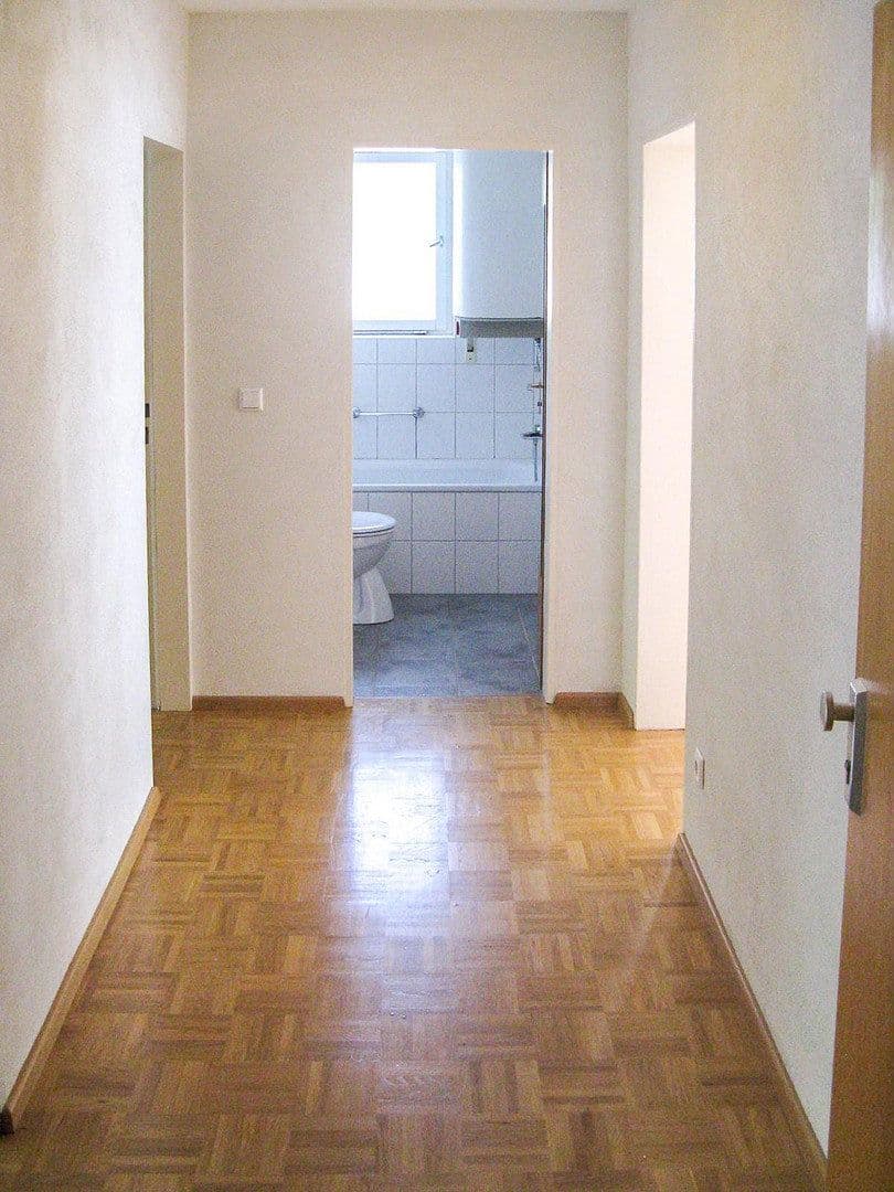 Pronájem bytu 2+1 54 m², Karlsruhe, Bádensko-Württembersko Pronájem bytu 2+1 54 m², Karlsruhe, Bádensko-Württembersko