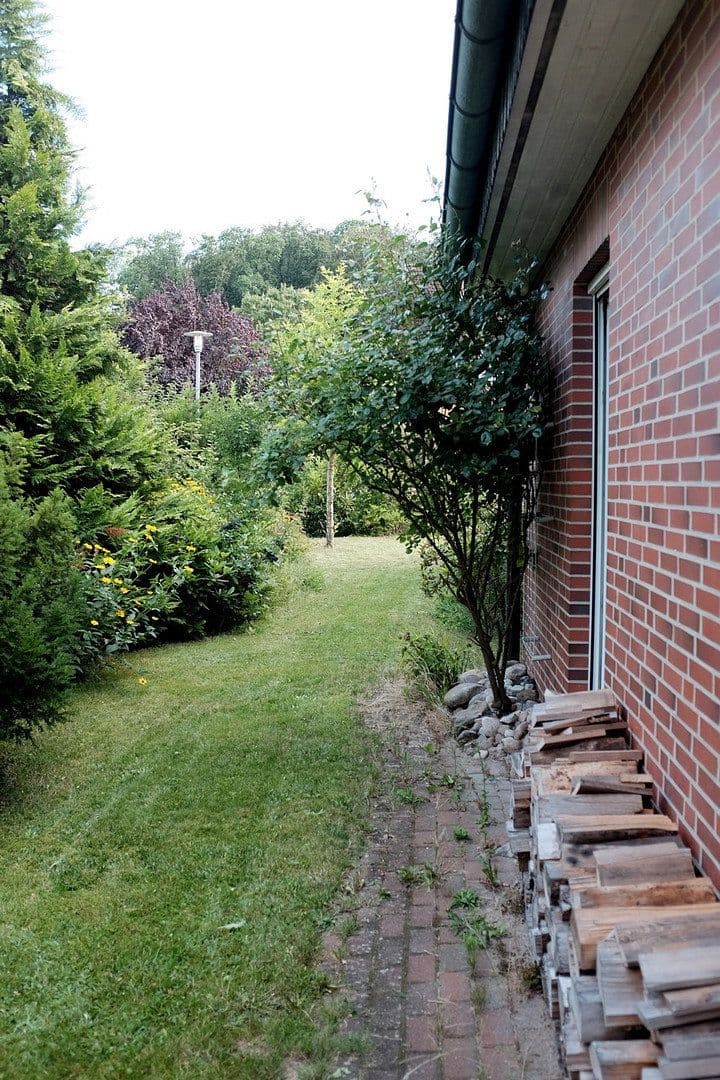 Prodej domu 192 m², pozemek 978 m², Scharnebeck, Dolní Sasko Prodej domu 192 m², pozemek 978 m², Scharnebeck, Dolní Sasko