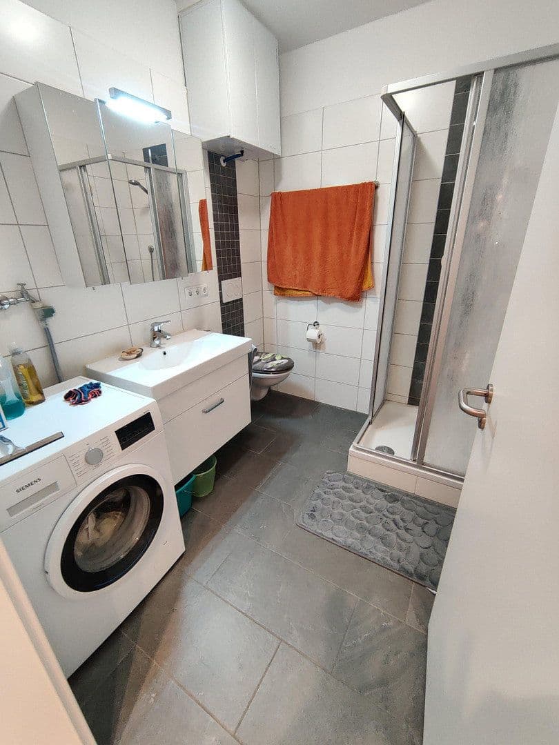 Pronájem bytu 3+1 79 m², Ludwigstraße 11, Aschaffenburg, Bavorsko Pronájem bytu 3+1 79 m², Ludwigstraße 11, Aschaffenburg, Bavorsko
